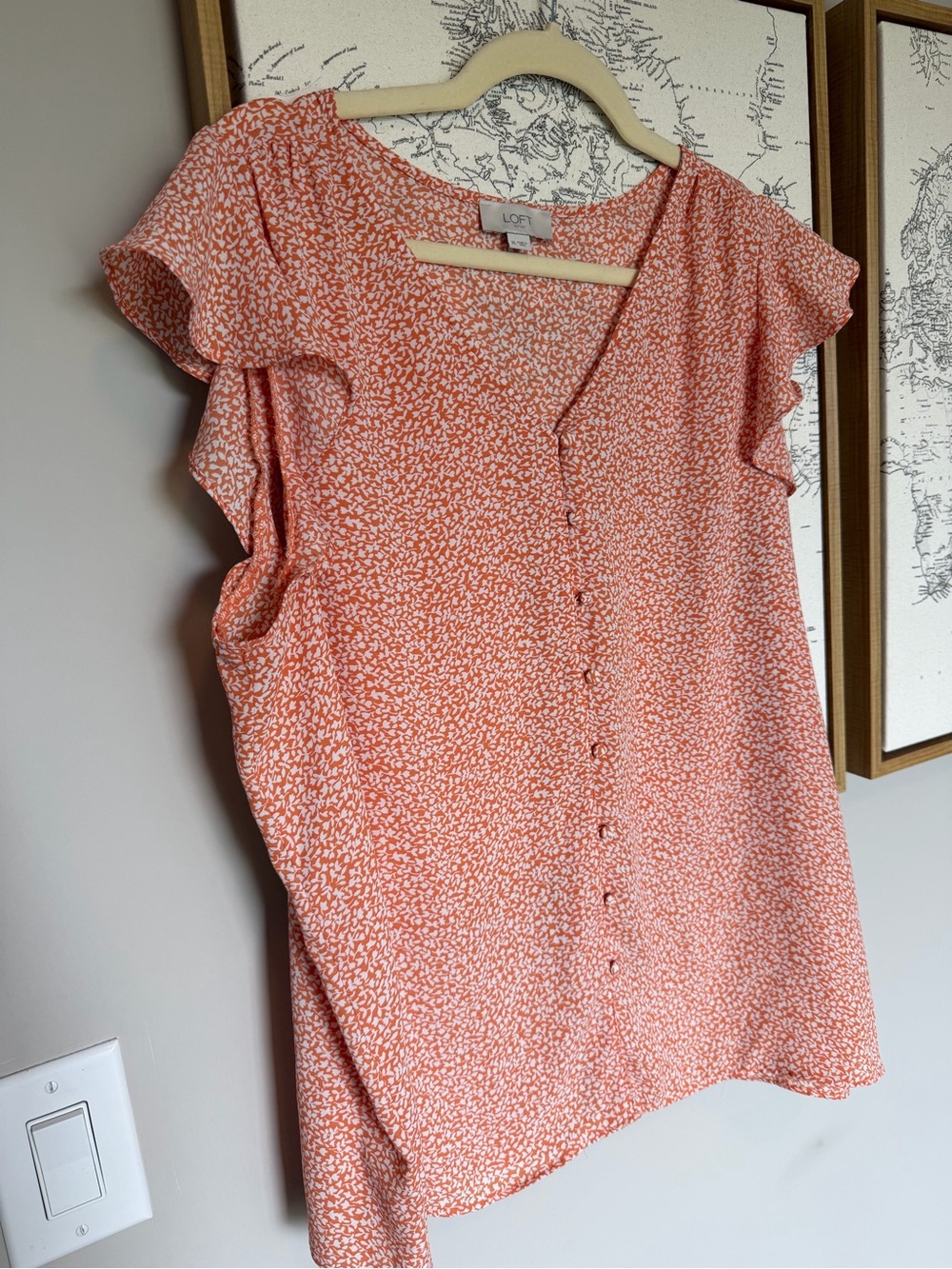LOFT Coral Pink Printed Button-Front Flutter Sleeve Blouse